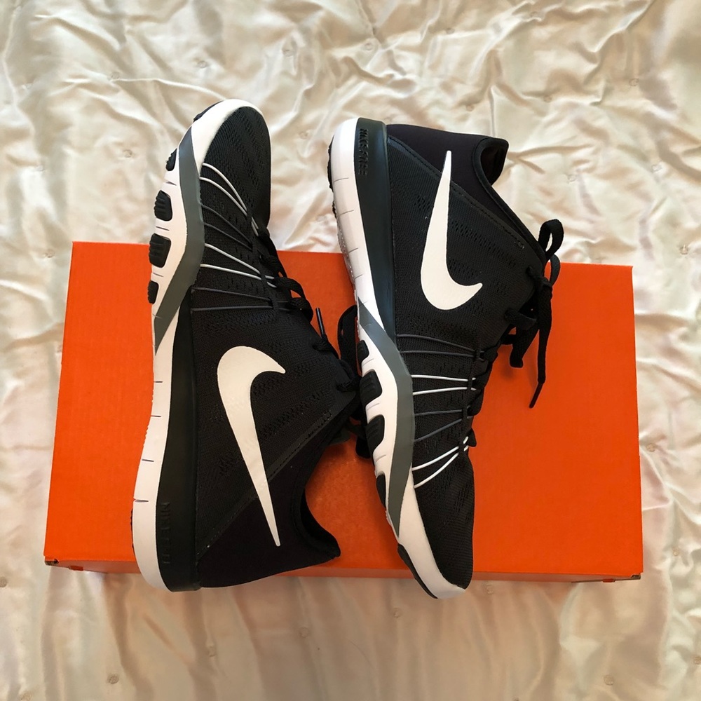 ❌❌SOLD OUT❌❌Brand new Women’s NIKE FREE TR